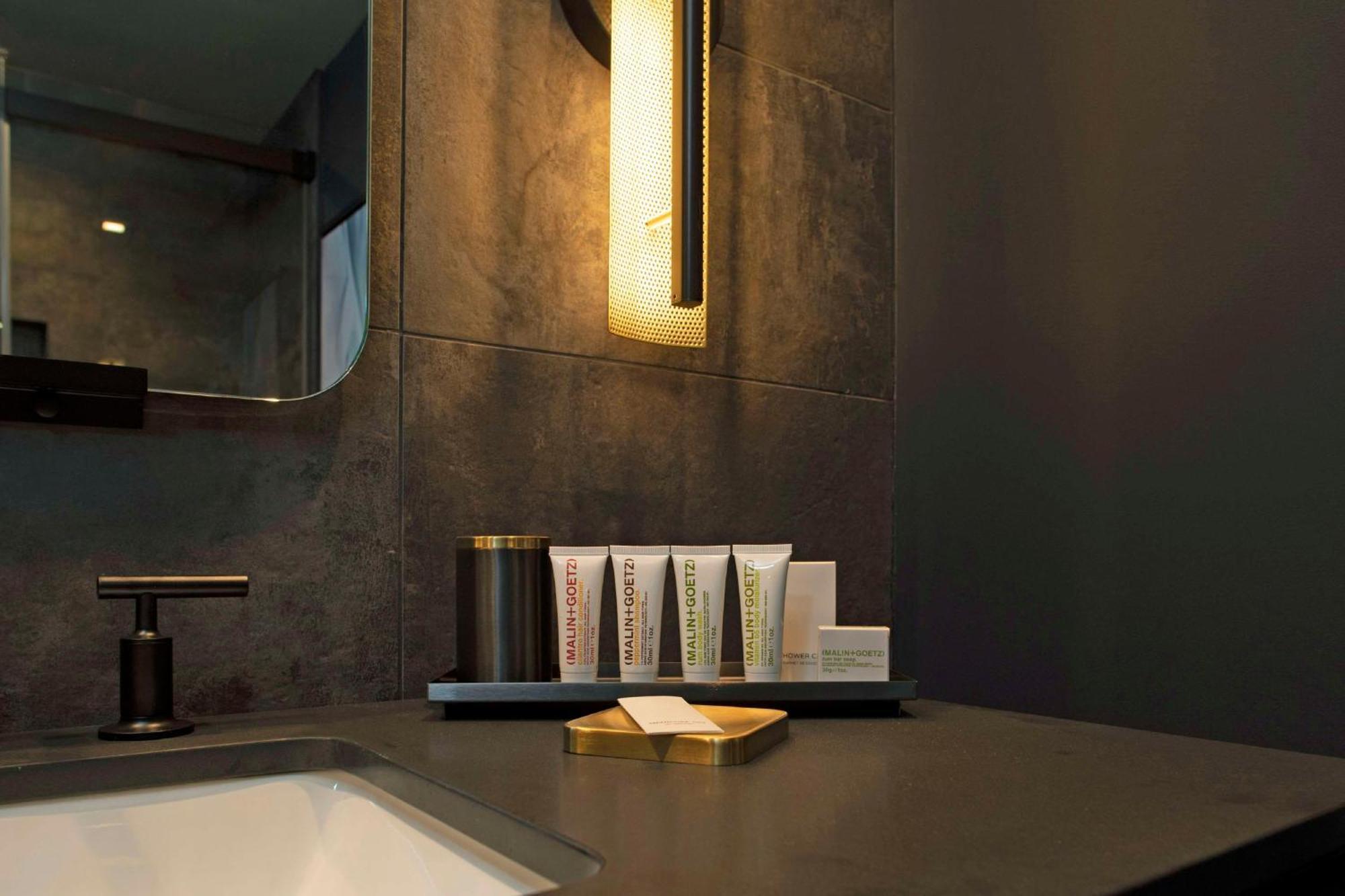Hotel The Lloyd Stamford, Tapestry Collection By Hilton Exteriér fotografie